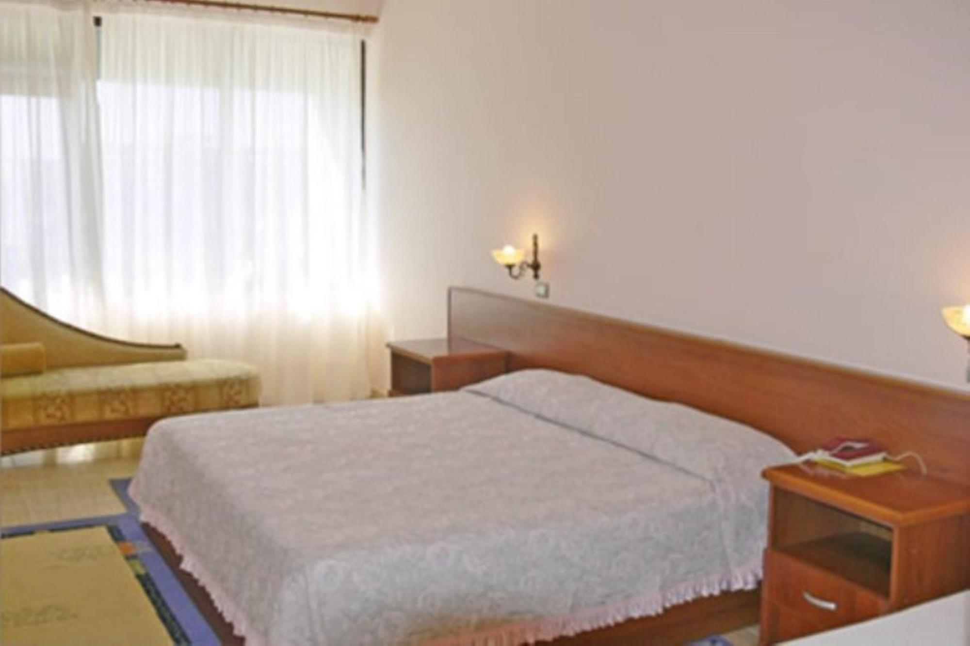 Akropoli Hotel