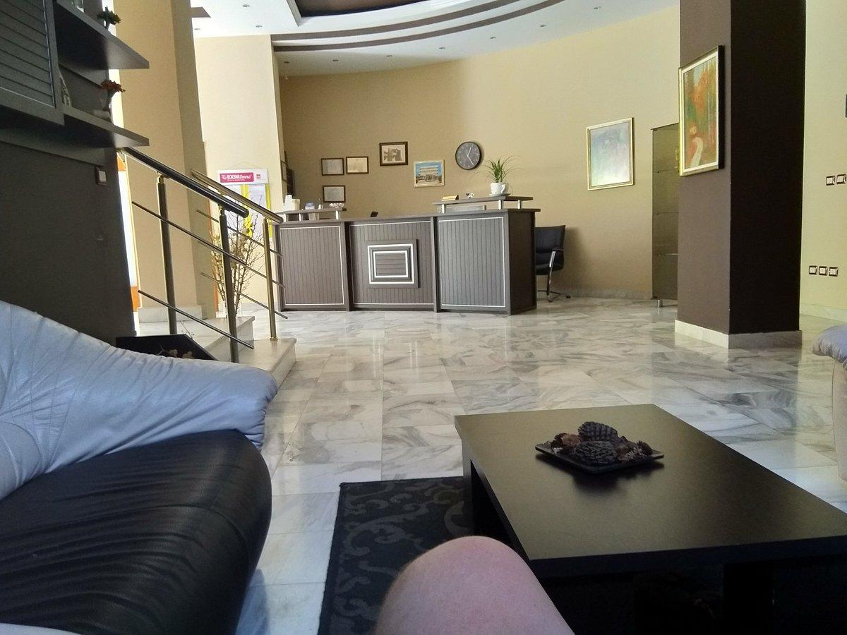Akropoli 3* Kryemëdhej